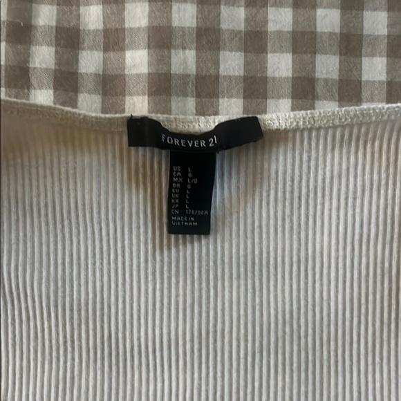 White Ribbed Button-Up Top - Picture 3 of 9